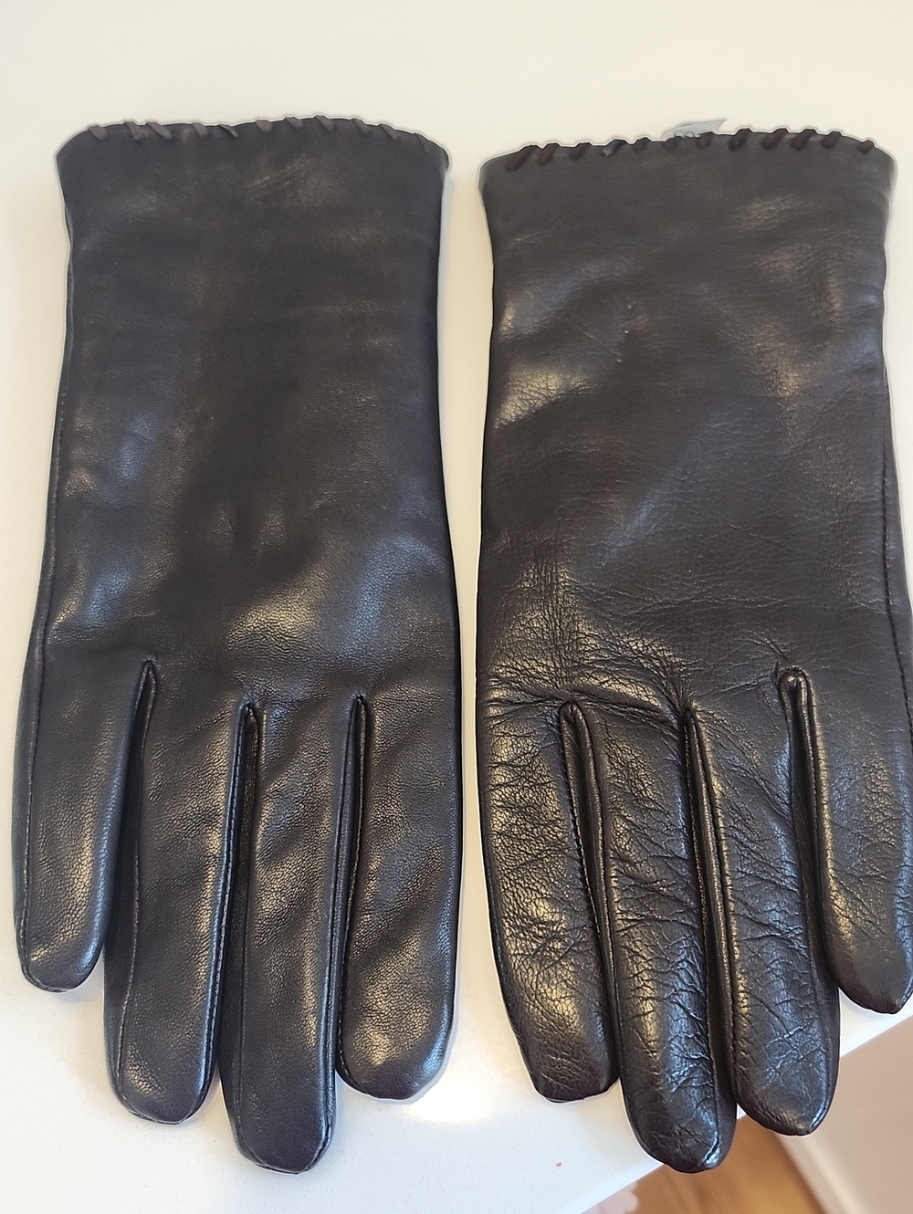 Women's Black Leather Gloves with Whipstitch Edge